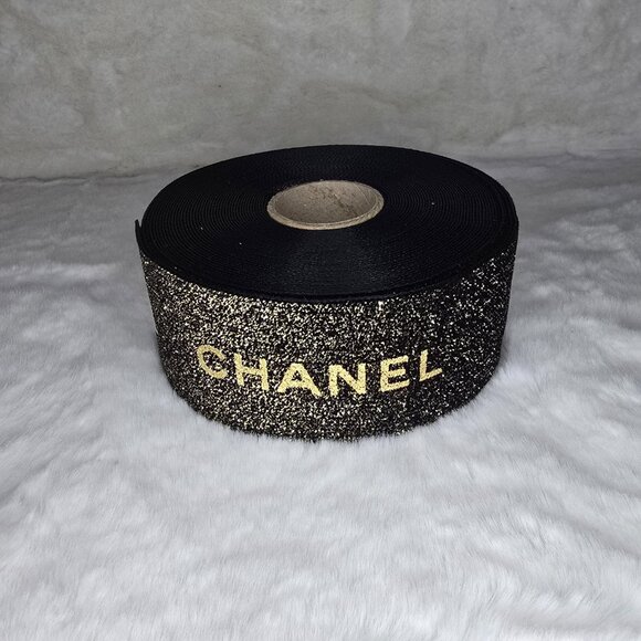 Chanel Glitter Ribbon Collection in Gold, Red, Black and white - Picture 8 of 12